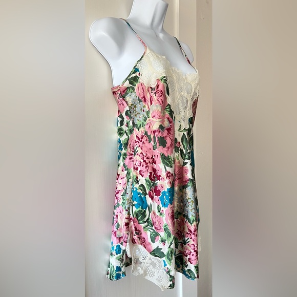 Vintage Victoria Secret Nightgown Robe Set Lace Slip Chemise Gold Label Boudoir - Picture 3 of 10